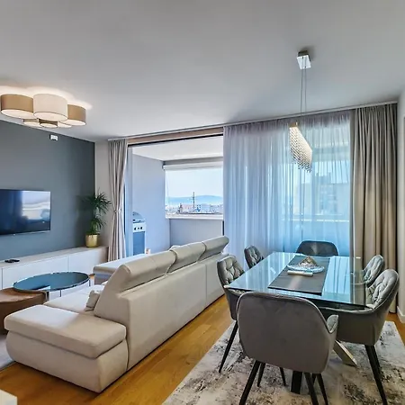 公寓 Luxury Sunset - With Garage And Balcony 扎达尔