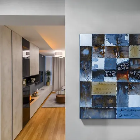 Luxury Sunset - With Garage And Balcony זאדאר