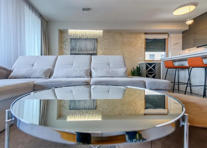 Luxury Sunset - With Garage And Balcony דירה *