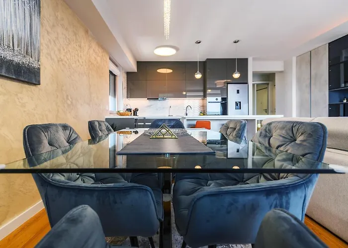 Luxury Sunset - With Garage And Balcony דירה *