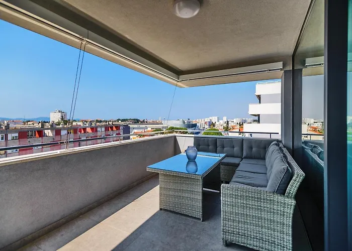 דירה Luxury Sunset - With Garage And Balcony