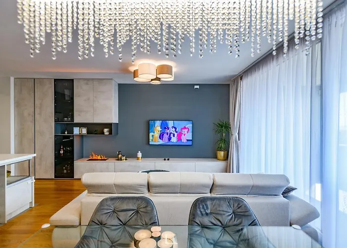 Luxury Sunset - With Garage And Balcony דירה זאדאר